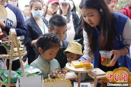 万向登录：内蒙古高校开展国际文化节